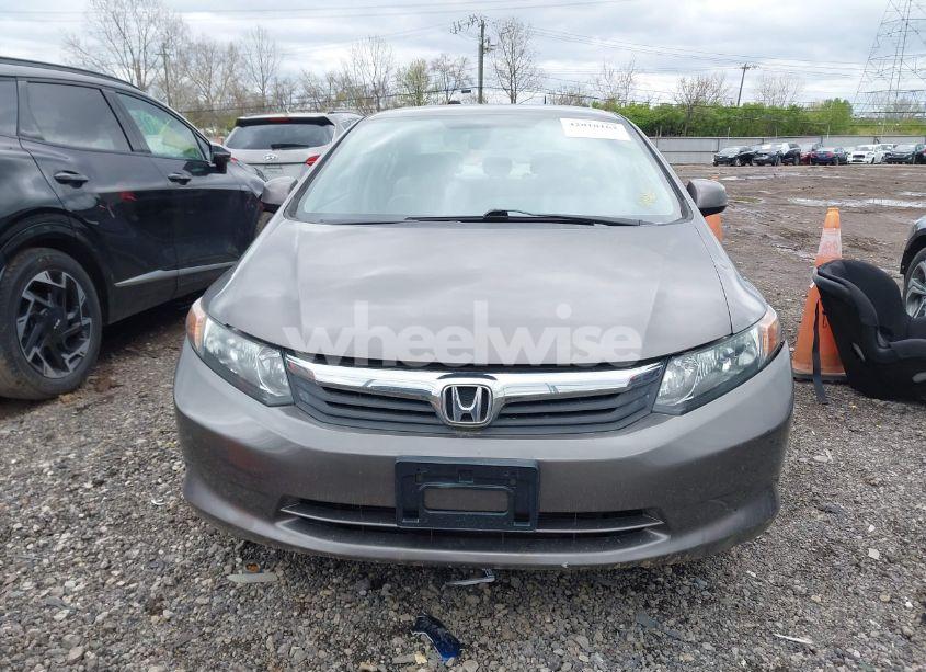 Photo 13 of 2012 Honda Civic LX (VIN 19XFB2F58CE080260)
