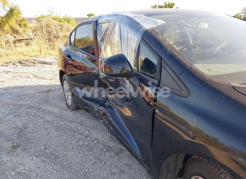 Photo 16 of 2012 Honda Civic LX (VIN 19XFB2F58CE081912)