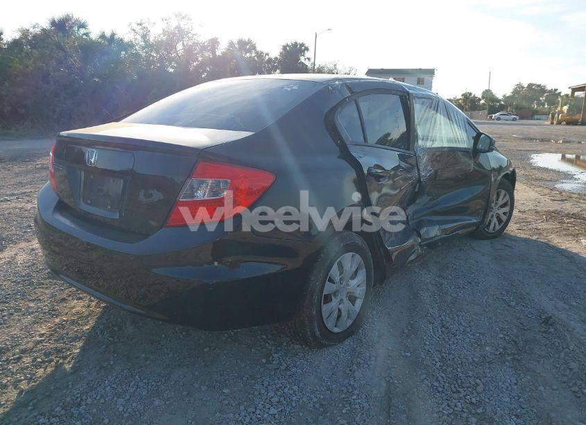 Photo 4 of 2012 Honda Civic LX (VIN 19XFB2F58CE081912)