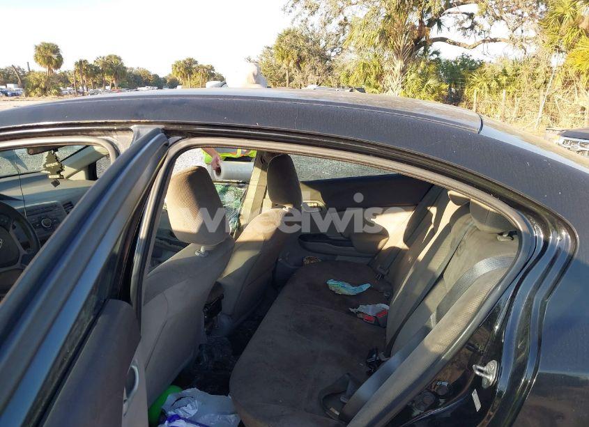 Photo 8 of 2012 Honda Civic LX (VIN 19XFB2F58CE081912)