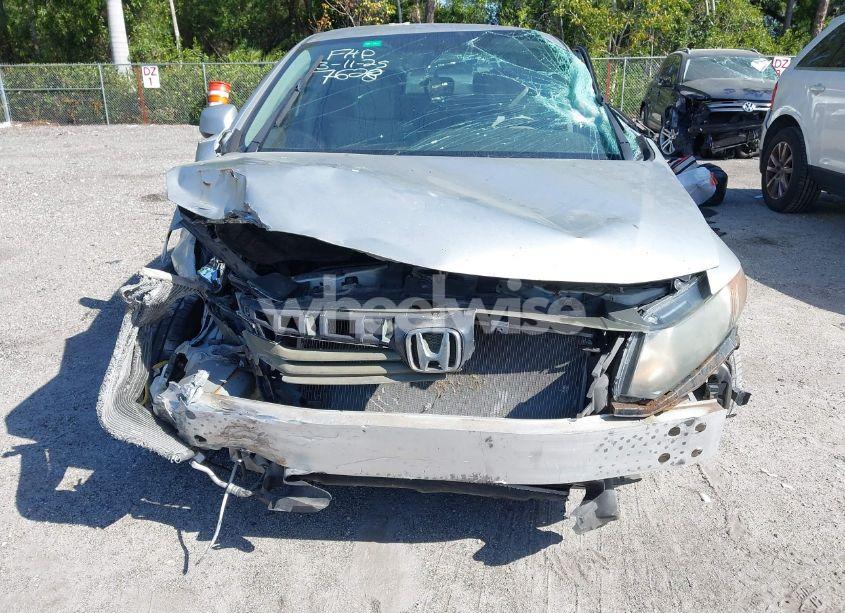 Photo 13 of 2012 Honda Civic LX (VIN 19XFB2F58CE087628)