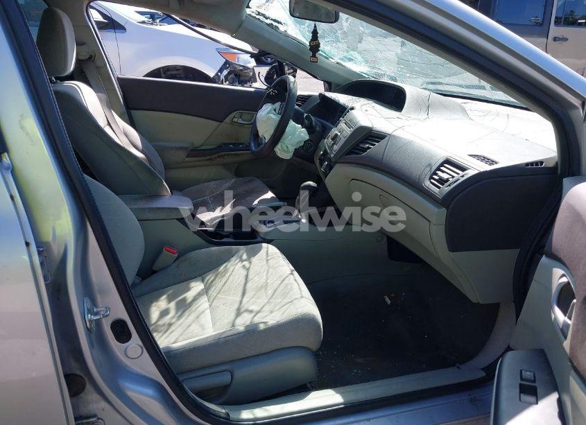 Photo 5 of 2012 Honda Civic LX (VIN 19XFB2F58CE087628)