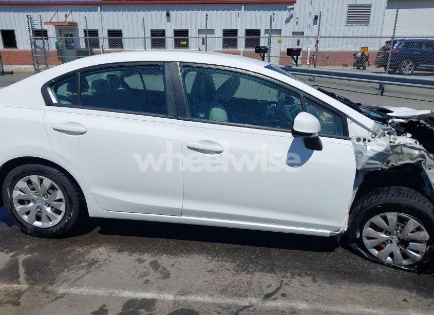 Photo 13 of 2012 Honda Civic LX (VIN 19XFB2F58CE088388)