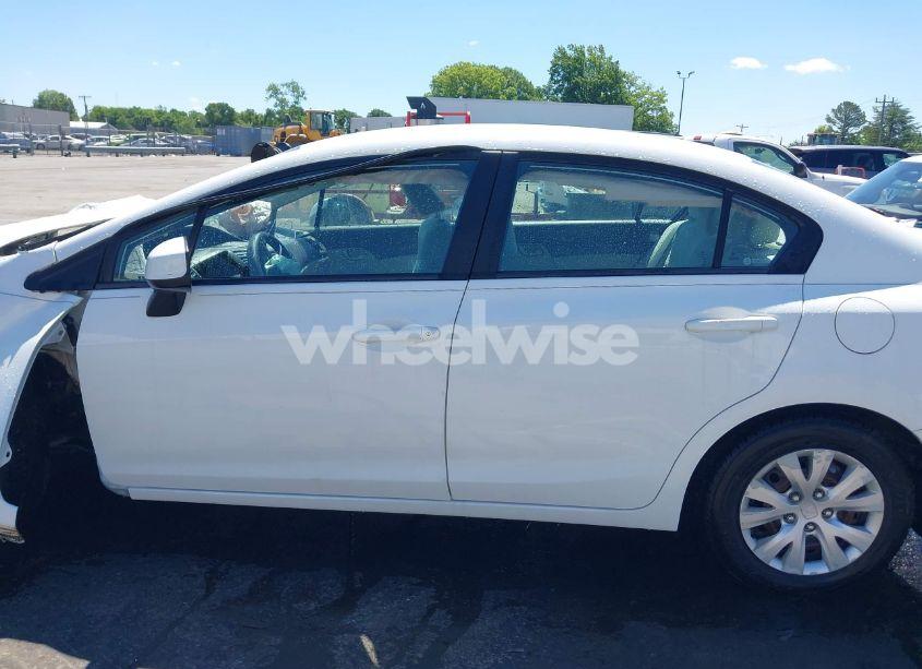 Photo 14 of 2012 Honda Civic LX (VIN 19XFB2F58CE088388)