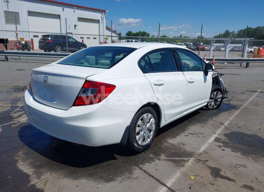 Photo 4 of 2012 Honda Civic LX (VIN 19XFB2F58CE088388)