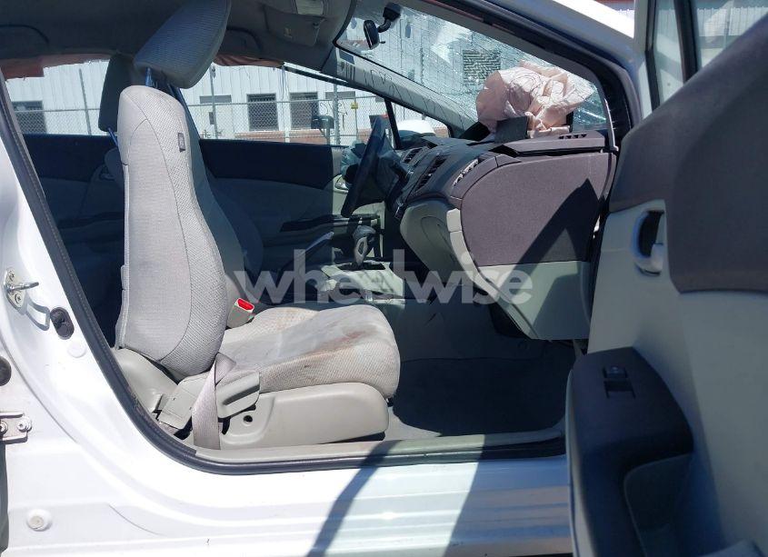 Photo 5 of 2012 Honda Civic LX (VIN 19XFB2F58CE088388)