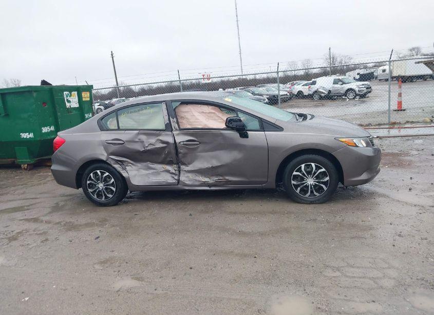 Photo 13 of 2012 Honda Civic SDN LX (VIN 19XFB2F58CE098189)