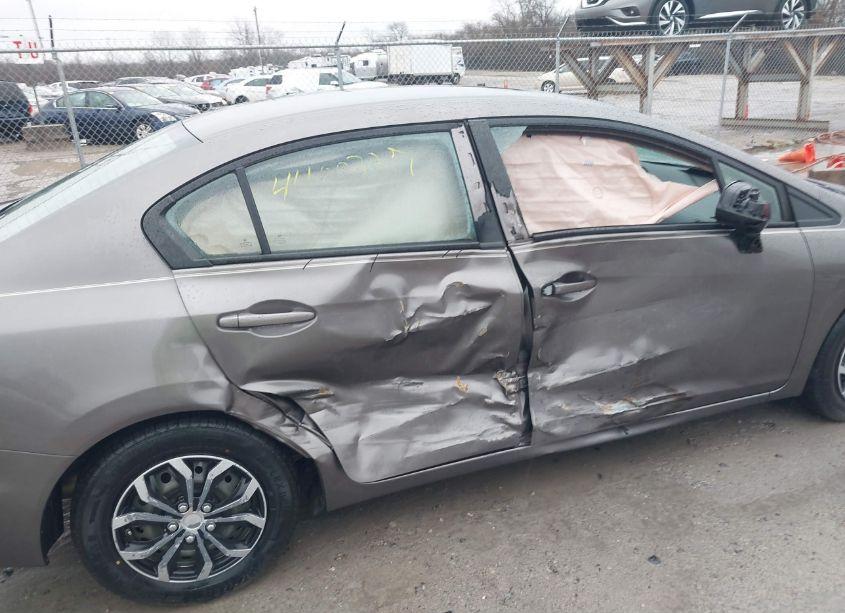 Photo 6 of 2012 Honda Civic SDN LX (VIN 19XFB2F58CE098189)