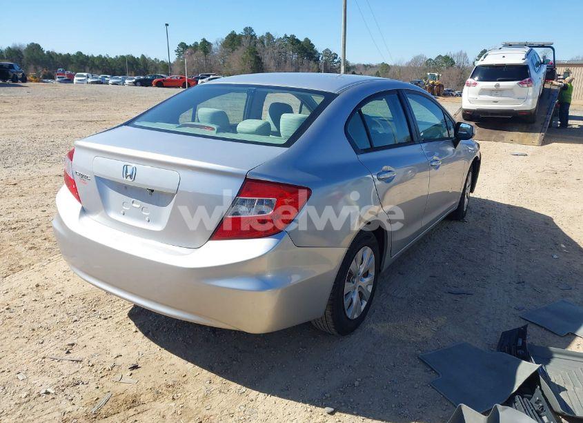 Photo 4 of 2012 Honda Civic LX (VIN 19XFB2F58CE099438)