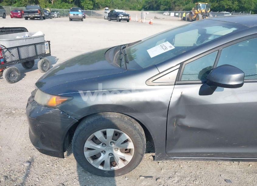 Photo 14 of 2012 Honda Civic LX (VIN 19XFB2F58CE099911)