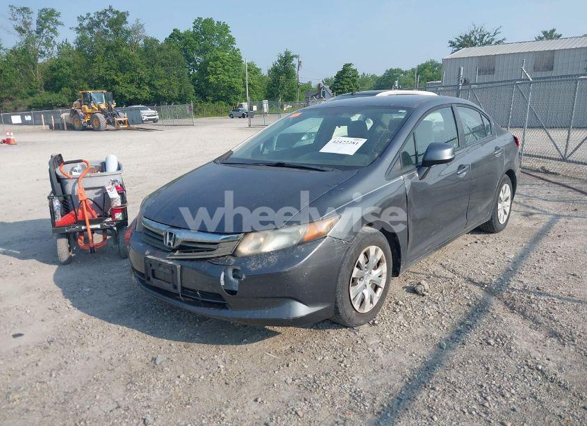 Photo 2 of 2012 Honda Civic LX (VIN 19XFB2F58CE099911)