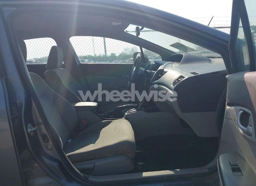 Photo 5 of 2012 Honda Civic LX (VIN 19XFB2F58CE099911)