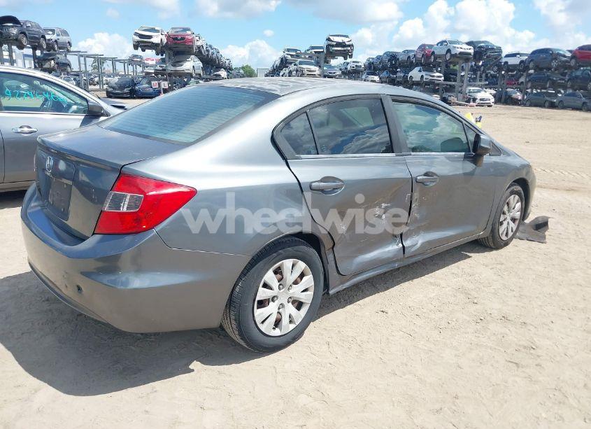 Photo 4 of 2012 Honda Civic LX (VIN 19XFB2F58CE103407)