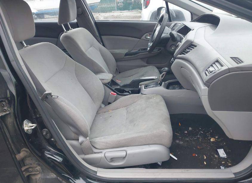 Photo 5 of 2012 Honda Civic LX (VIN 19XFB2F58CE104993)