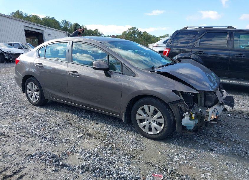 Photo 13 of 2012 Honda Civic LX (VIN 19XFB2F58CE107893)