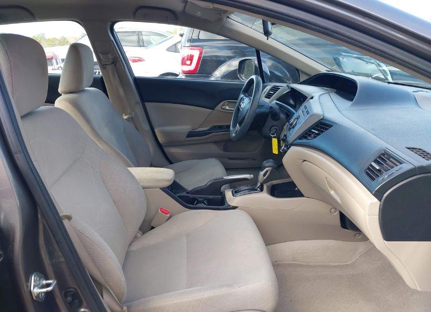 Photo 5 of 2012 Honda Civic LX (VIN 19XFB2F58CE107893)