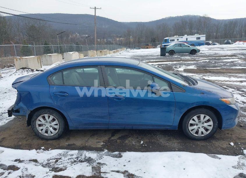 Photo 13 of 2012 Honda Civic LX (VIN 19XFB2F58CE338776)