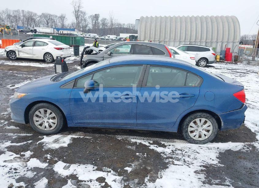 Photo 14 of 2012 Honda Civic LX (VIN 19XFB2F58CE338776)