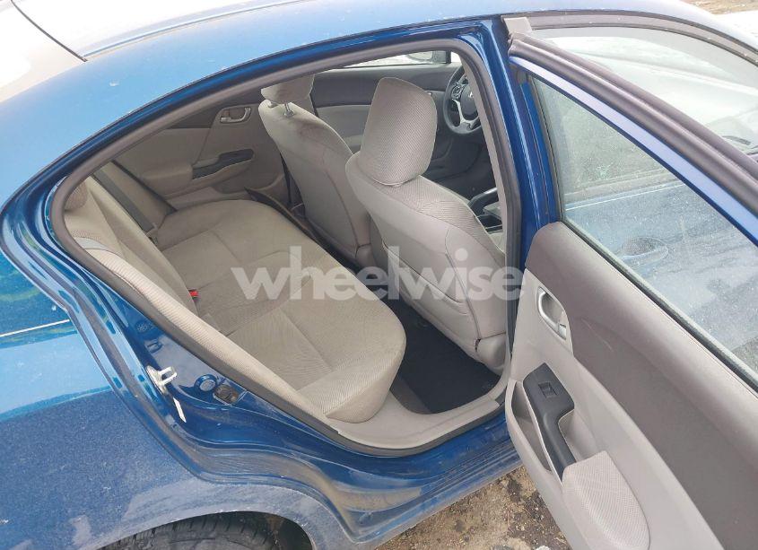 Photo 8 of 2012 Honda Civic LX (VIN 19XFB2F58CE338776)