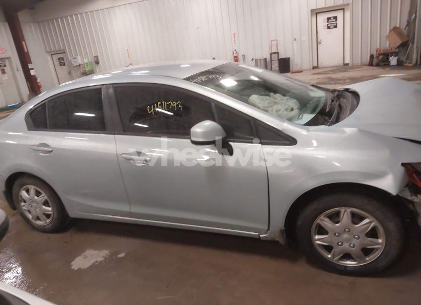 Photo 13 of 2012 Honda Civic LX (VIN 19XFB2F58CE340088)