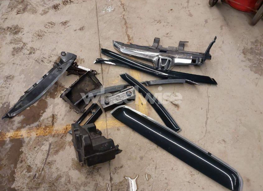 Photo 12 of 2012 Honda Civic LX (VIN 19XFB2F58CE350975)