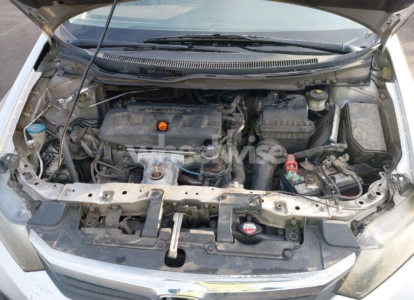 Photo 10 of 2012 Honda Civic LX (VIN 19XFB2F58CE359711)