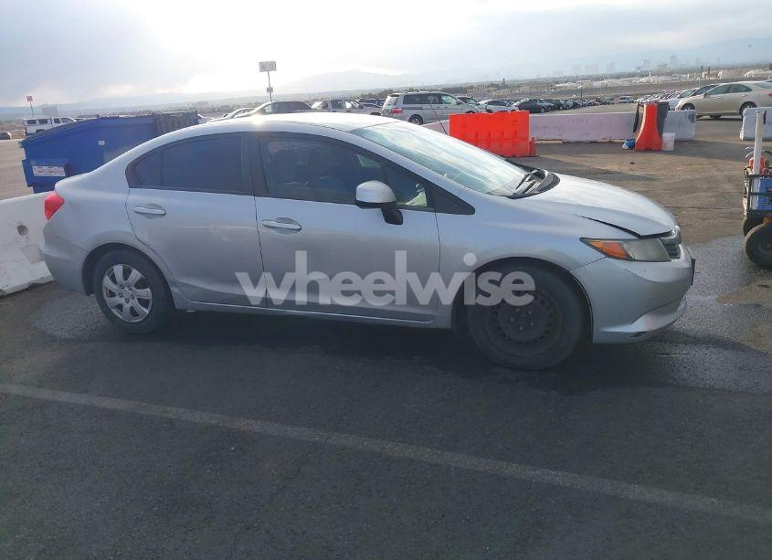 Photo 14 of 2012 Honda Civic LX (VIN 19XFB2F58CE359711)