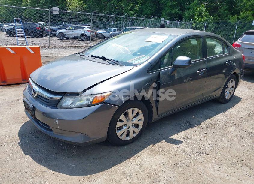 Photo 2 of 2012 Honda Civic LX (VIN 19XFB2F58CE368781)