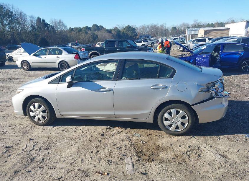 Photo 14 of 2013 Honda Civic LX (VIN 19XFB2F58DE013224)