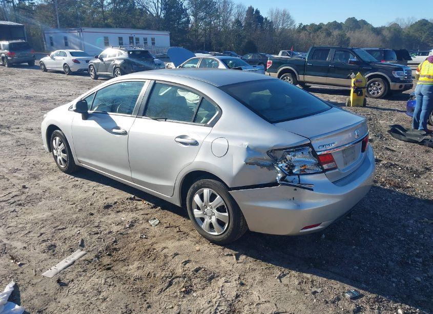 Photo 3 of 2013 Honda Civic LX (VIN 19XFB2F58DE013224)