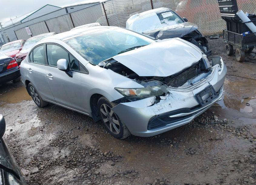 2013 Honda Civic LX (VIN 19XFB2F58DE015295) main photo