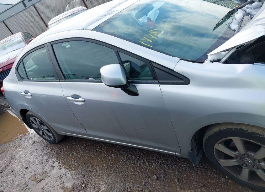 Photo 13 of 2013 Honda Civic LX (VIN 19XFB2F58DE015295)