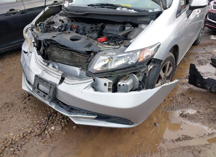 Photo 6 of 2013 Honda Civic LX (VIN 19XFB2F58DE015295)