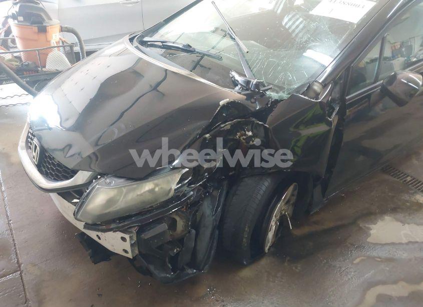 Photo 6 of 2013 Honda Civic LX (VIN 19XFB2F58DE016267)