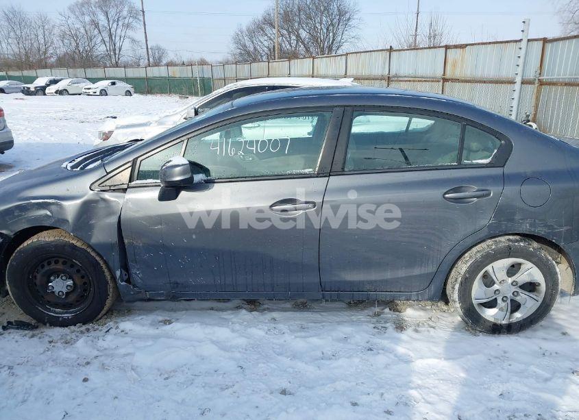 Photo 14 of 2013 Honda Civic LX (VIN 19XFB2F58DE021937)