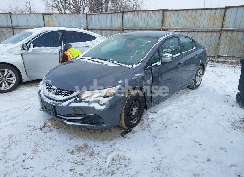 Photo 2 of 2013 Honda Civic LX (VIN 19XFB2F58DE021937)