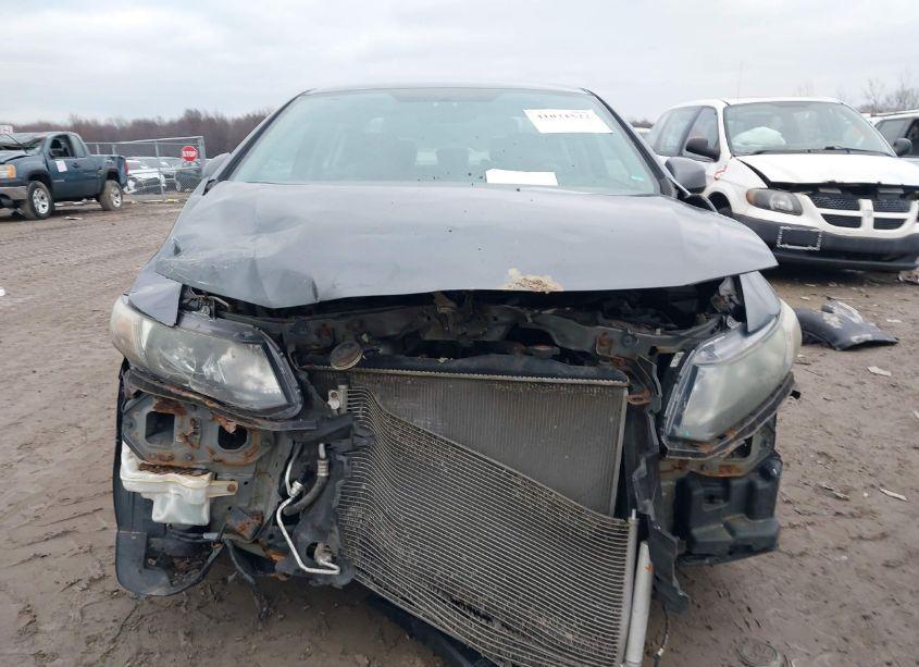 Photo 13 of 2013 Honda Civic LX (VIN 19XFB2F58DE024630)