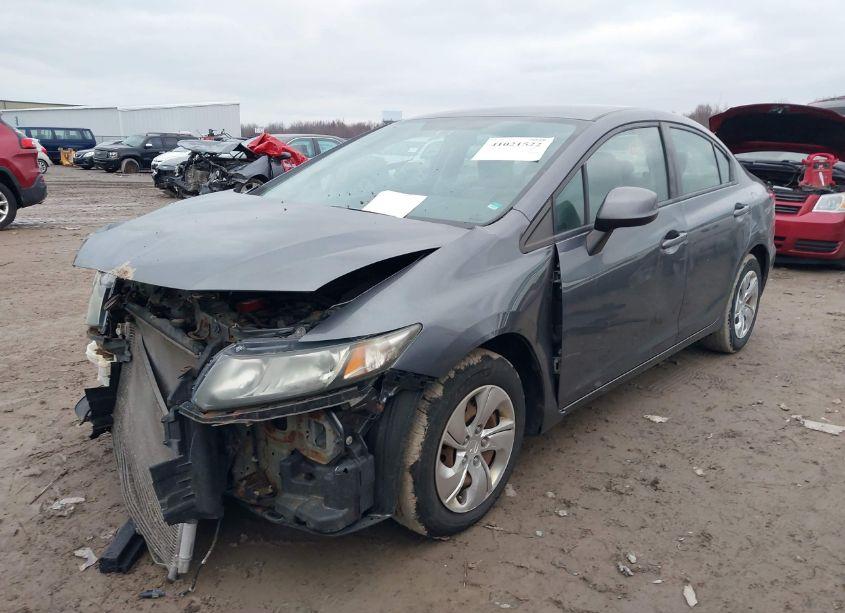 Photo 2 of 2013 Honda Civic LX (VIN 19XFB2F58DE024630)