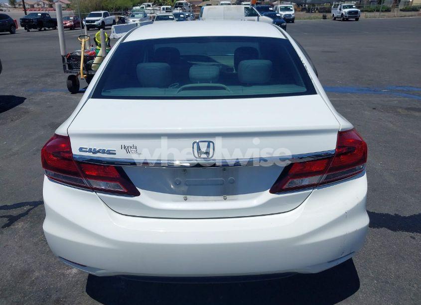 Photo 16 of 2013 Honda Civic LX (VIN 19XFB2F58DE047700)