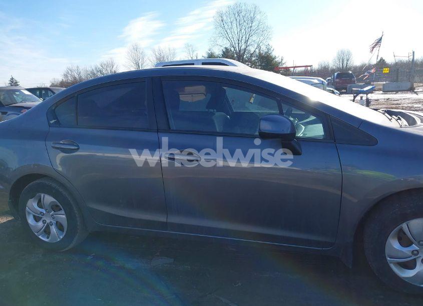 Photo 14 of 2013 Honda Civic LX (VIN 19XFB2F58DE048457)