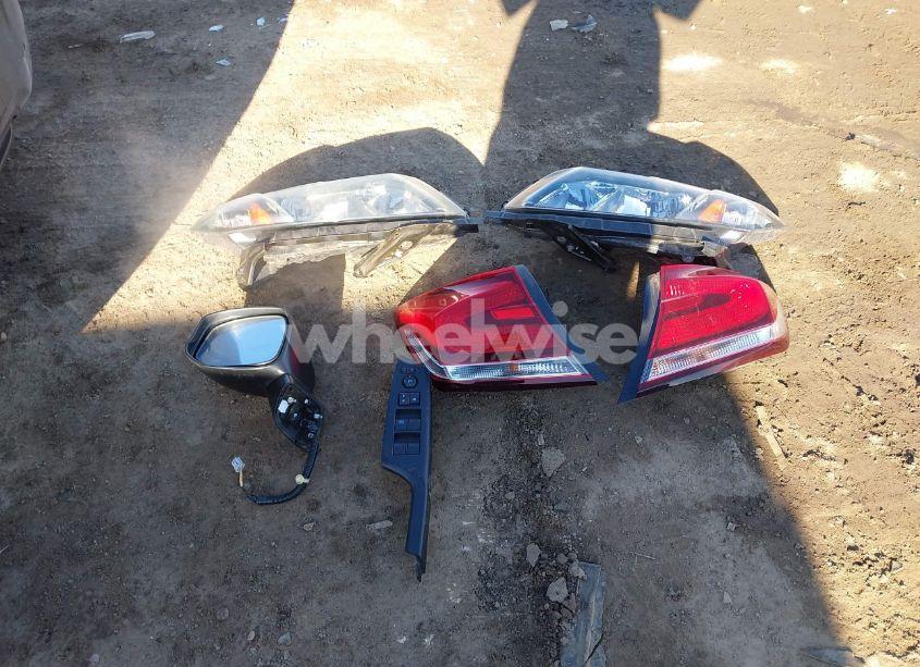 Photo 18 of 2013 Honda Civic LX (VIN 19XFB2F58DE048457)