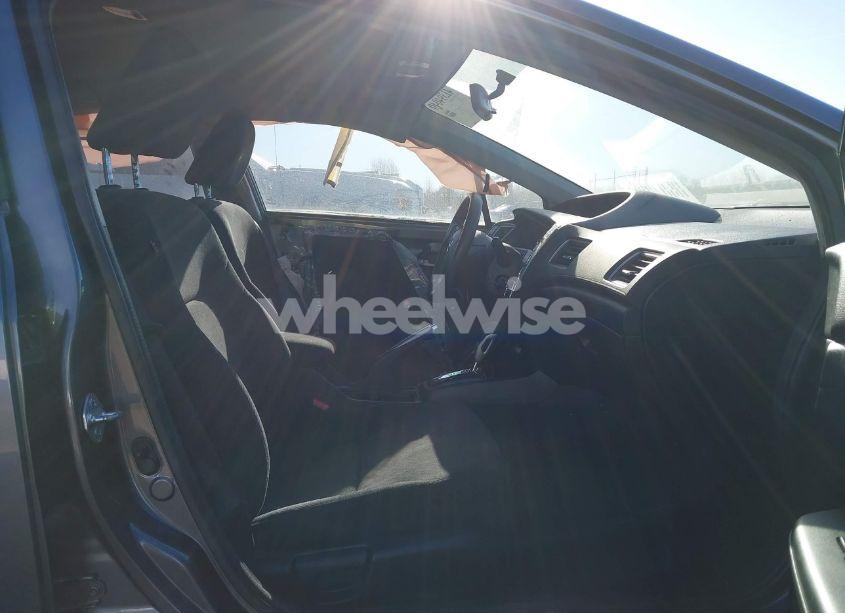 Photo 5 of 2013 Honda Civic LX (VIN 19XFB2F58DE048457)