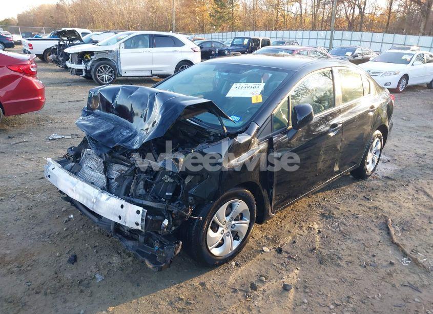 Photo 2 of 2013 Honda Civic LX (VIN 19XFB2F58DE049334)