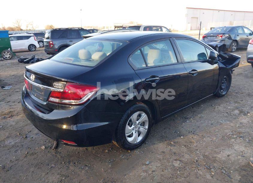 Photo 4 of 2013 Honda Civic LX (VIN 19XFB2F58DE049334)