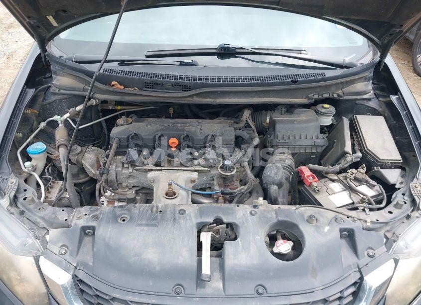 Photo 10 of 2013 Honda Civic LX (VIN 19XFB2F58DE049348)