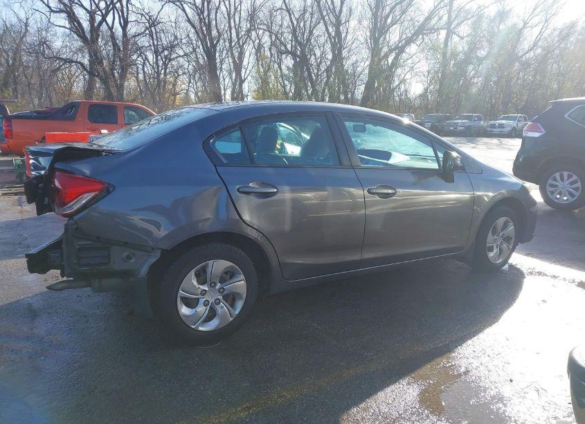 Photo 14 of 2013 Honda Civic LX (VIN 19XFB2F58DE076419)