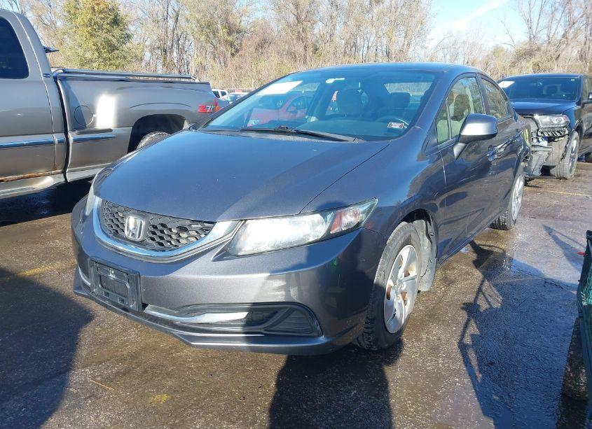 Photo 2 of 2013 Honda Civic LX (VIN 19XFB2F58DE076419)