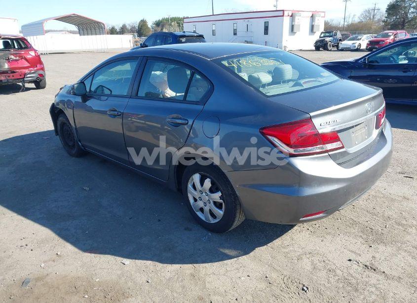 Photo 3 of 2013 Honda Civic LX (VIN 19XFB2F58DE245757)
