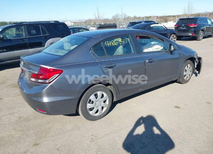 Photo 4 of 2013 Honda Civic LX (VIN 19XFB2F58DE245757)