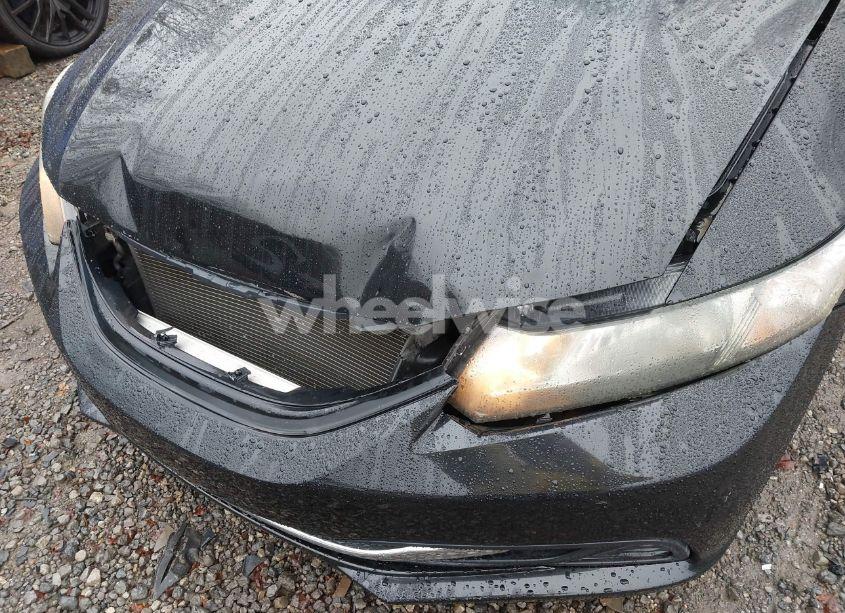 Photo 6 of 2013 Honda Civic LX (VIN 19XFB2F58DE245807)